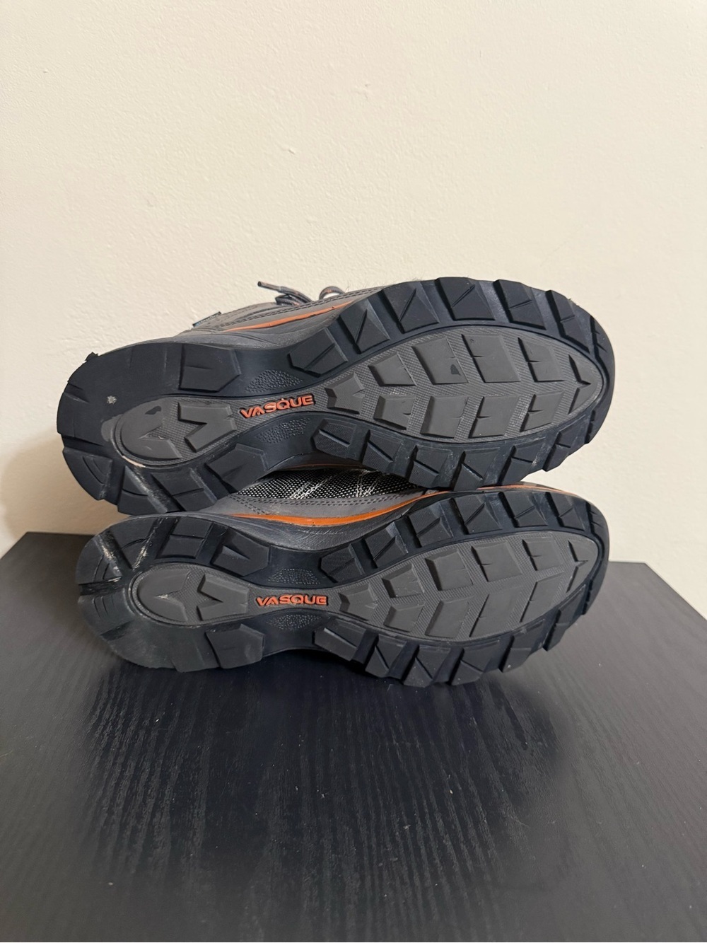 Vasque Monolith Boots Mens 10.5M Gray Orange Hiking UltraDry Waterproof 7344 - Picture 6 of 7